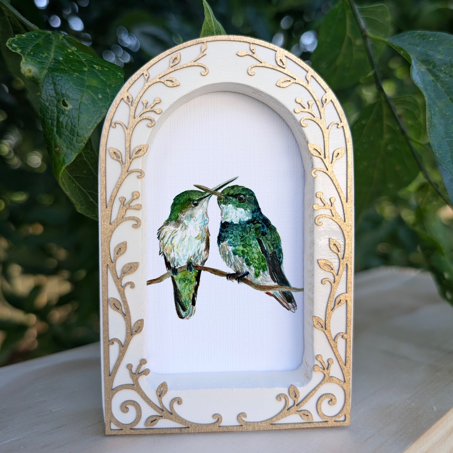 Green Hummingbird Pair - Ornate Arch Frame